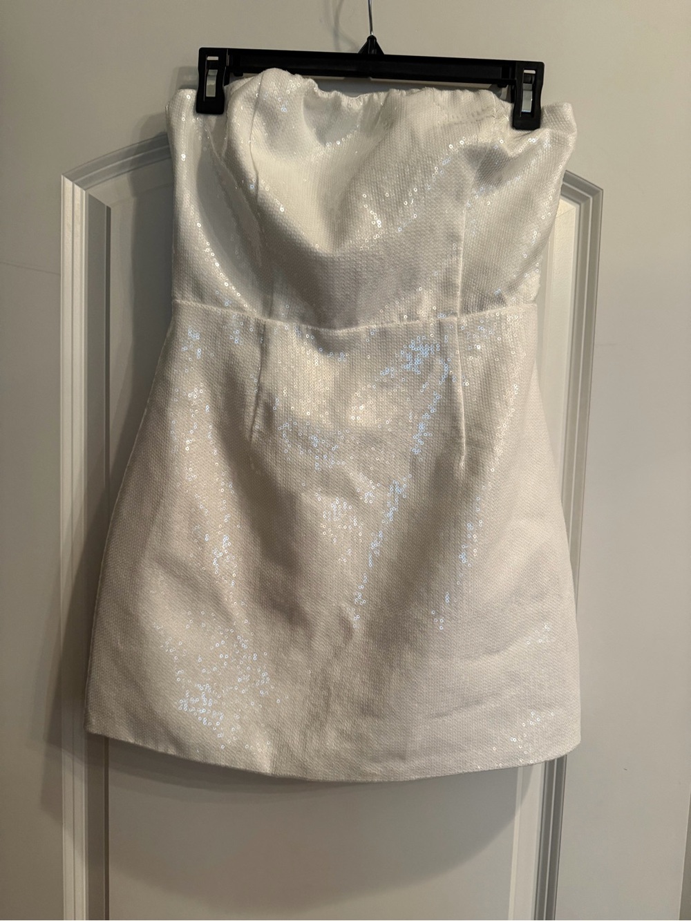 Lulu's White Strapless Sequin Mini Dress for homecoming. New with Tags. Small.